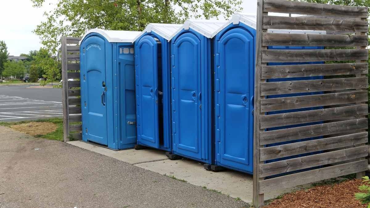 Porta Potty Rental Pros - Affordable Porta Potty Solutions in Milburn, OK, 73450